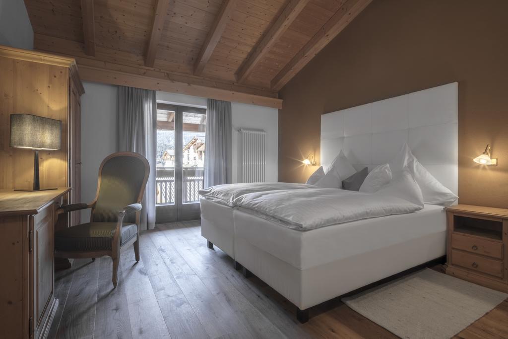 Hotel Conturines San Cassiano  Exteriör bild